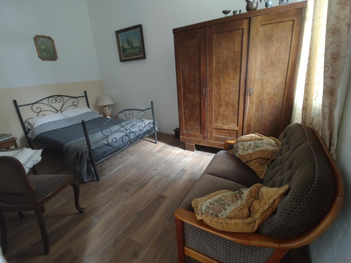 Palac Paprotno Karnice Extérieur photo
