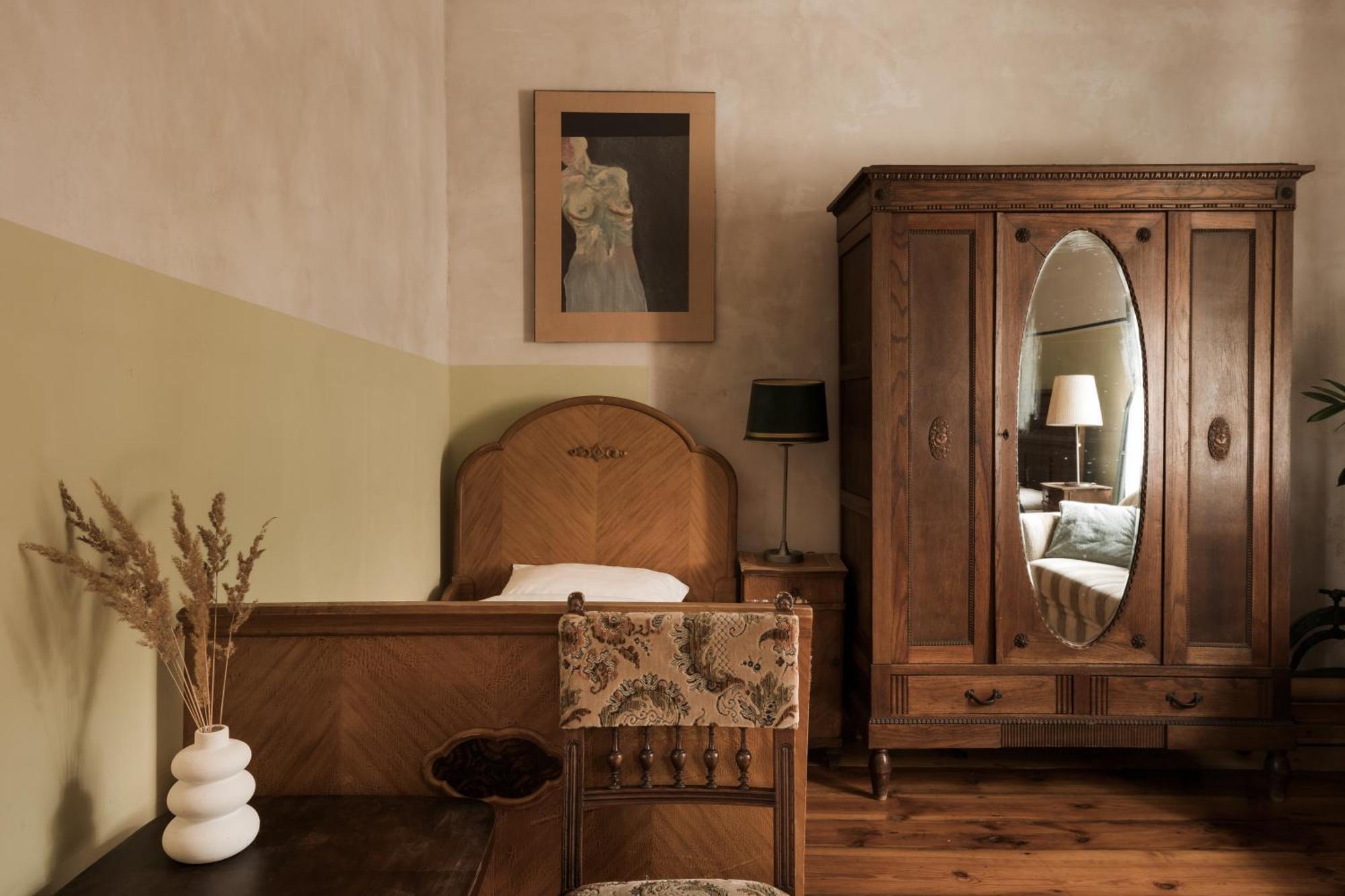 Palac Paprotno Karnice Extérieur photo