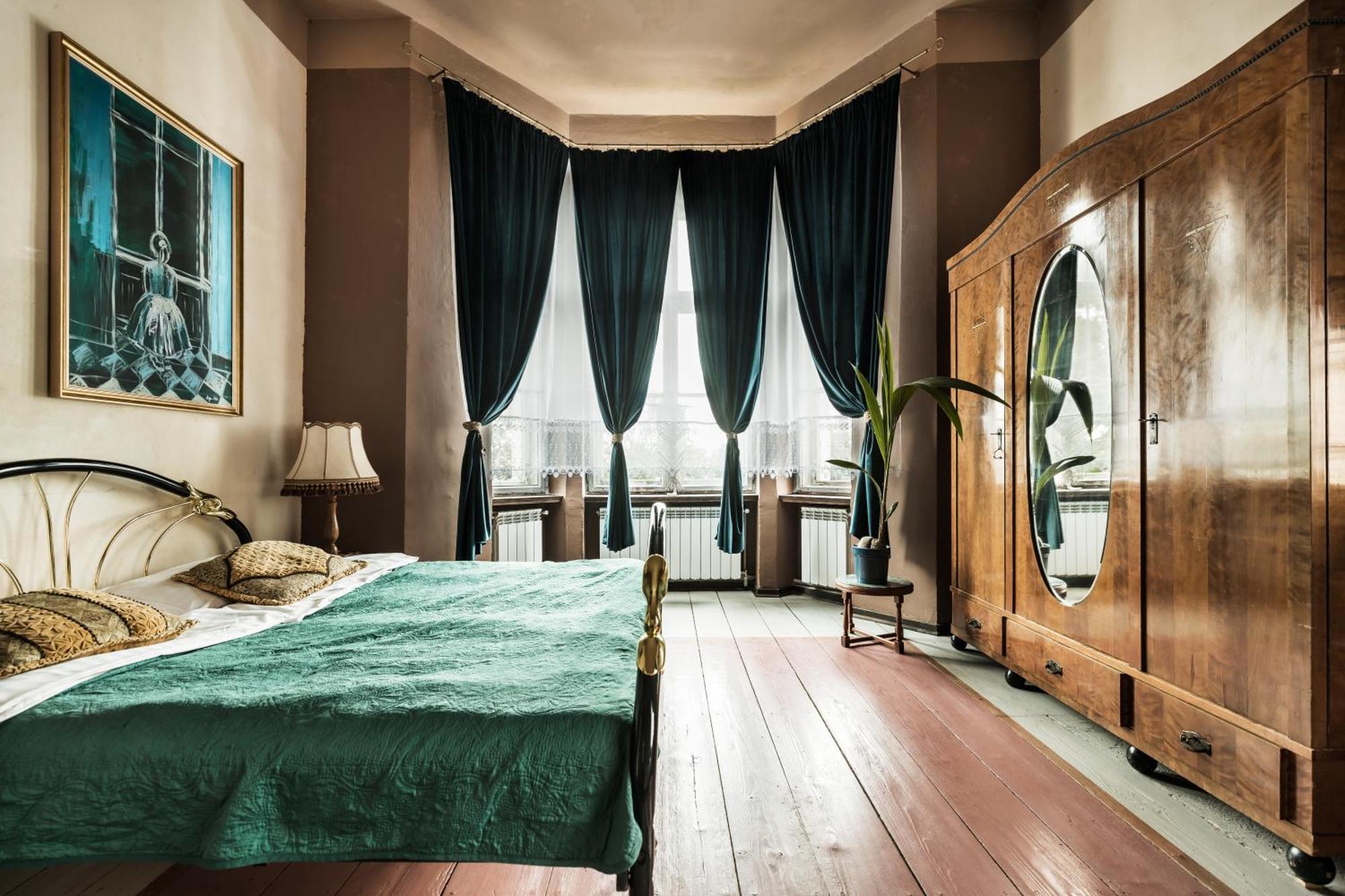 Palac Paprotno Karnice Extérieur photo